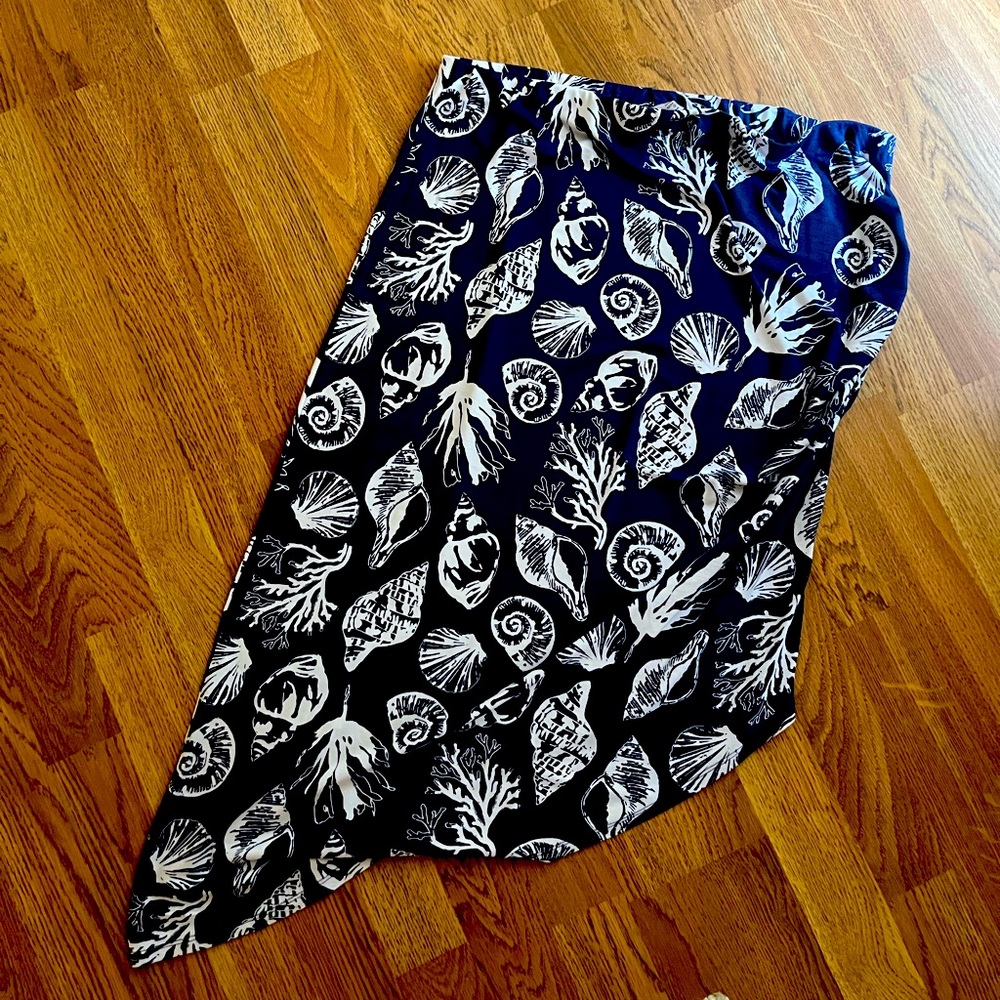 VENUS Navy and White Shell Print Asymmetrical Skirt